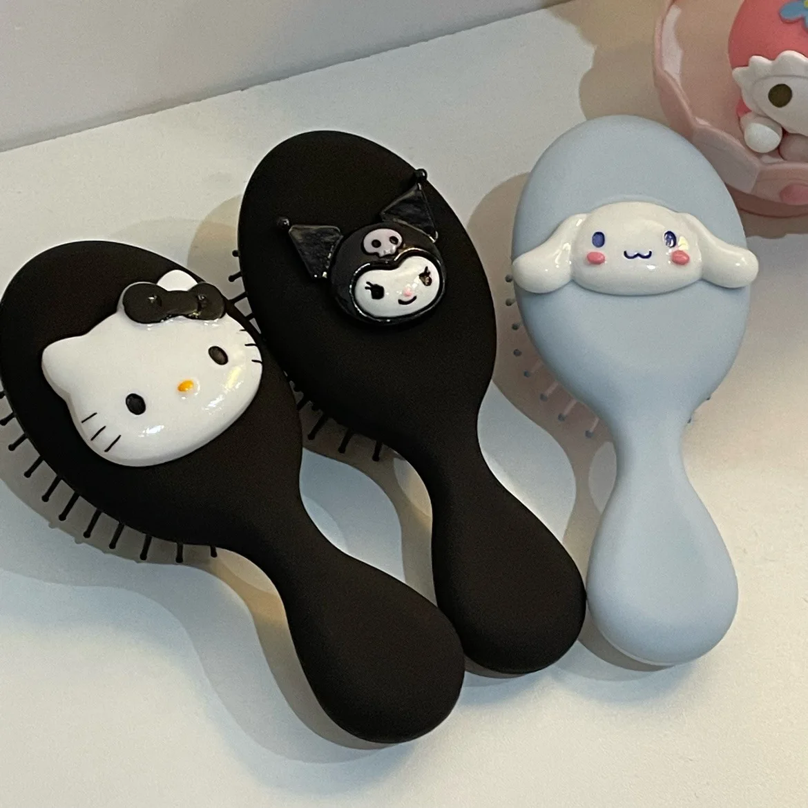 

Новый KT Kawaii Kuromi Cinnamoroll аниме мультфильм воздушная Подушка Расческа Sanrio Аниме Кукла девочка сердце Милая портативная расческа подарок девочка