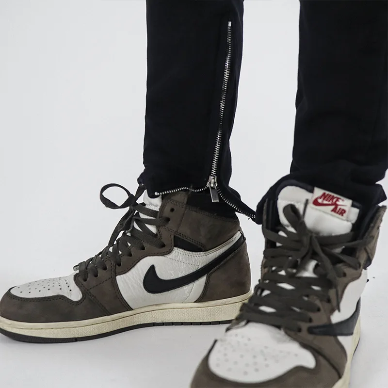 Four Seasons Men Black Jeans High Street Straight Slim Small Feet Black Zipper Design Jeans Trendy Y2K Pants Ins Hot Sale JEANS