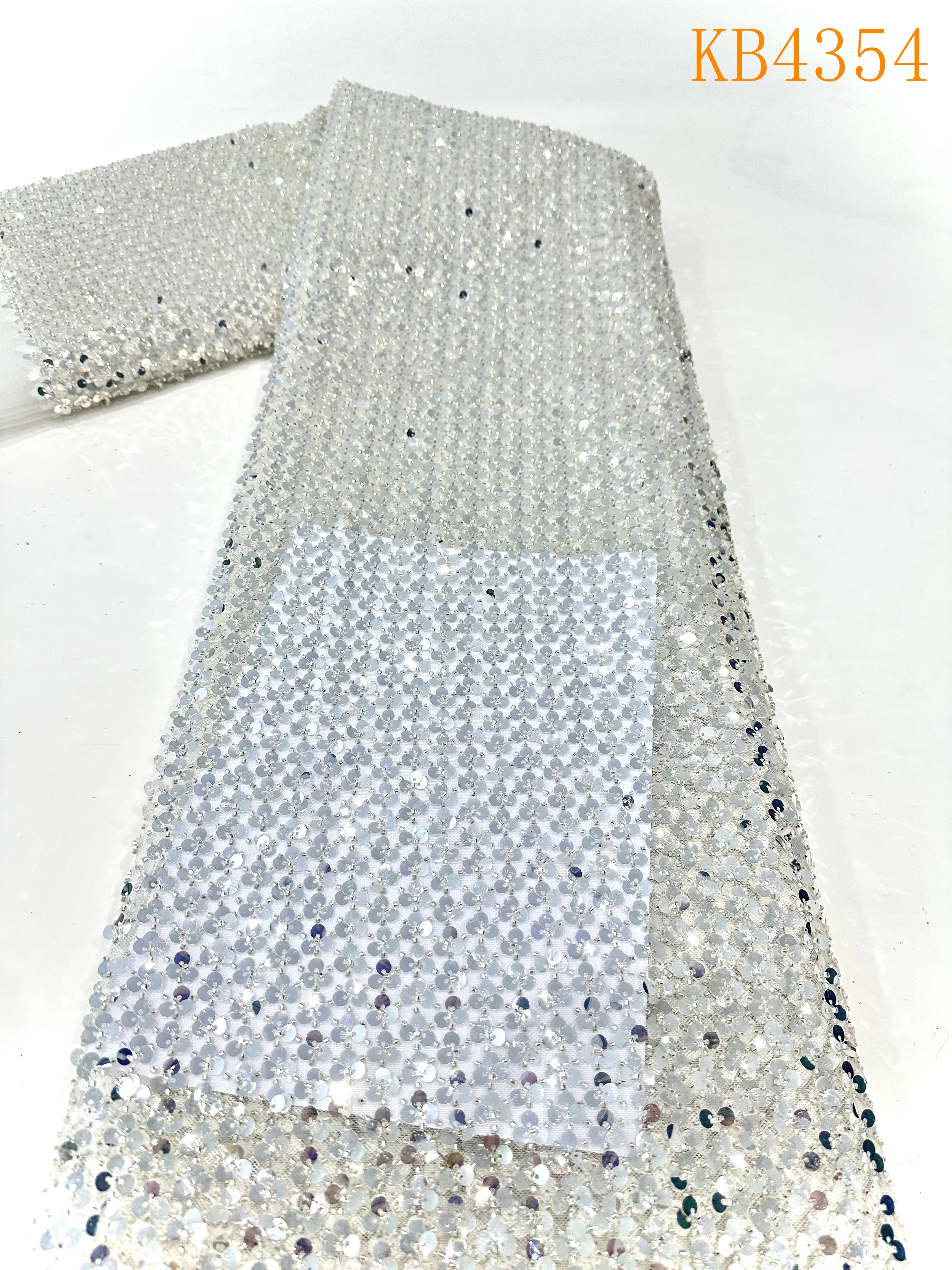 Тяжелая кружевная ткань с бисером и последовательными вечерними платьями