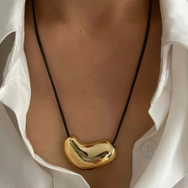 Цепочка с подвеской в виде сердца