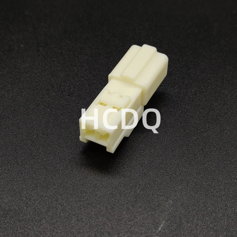 10 PCS Original and genuine 7282-1027 automobile connector plug housing supplied from stock
