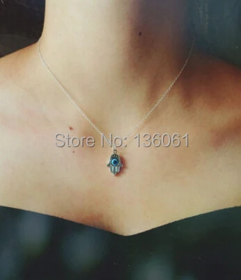 

Винтажное серебряное готическое ожерелье Хамса рука, ожерелье Фатима с подвесками, массивное ожерелье-чокер, ожерелье для женщин, дружески...