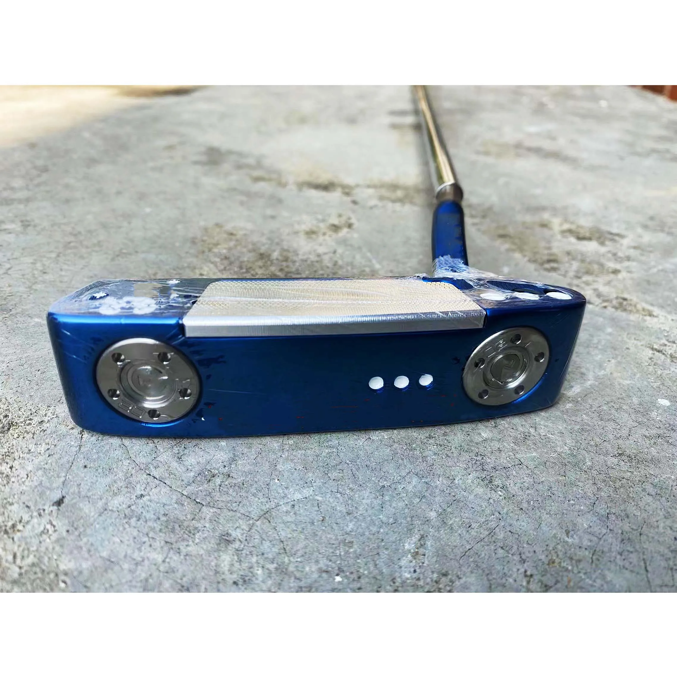 

Bear High Quality Golf Putter Screw Detachable