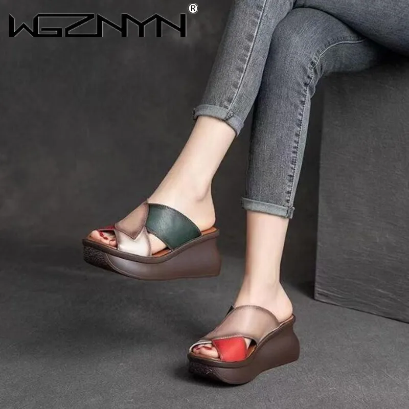 

2022 Summer New Thick Soled Sandals Contrast Color Fashion Retro Style Mother's Shoes Fish Mouth Slippers Muffin Shoes Heels