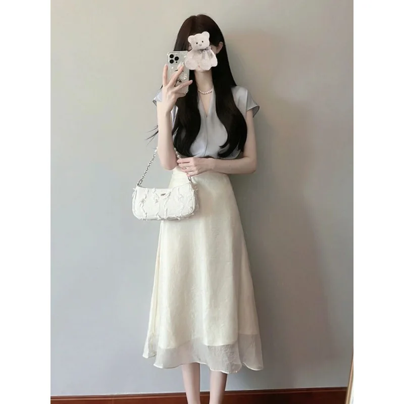 Summer cool and cute, pure sexy, hot girl, light, mature, yujie, fried, street feeling, temperament, top, two-piece suit, skirt