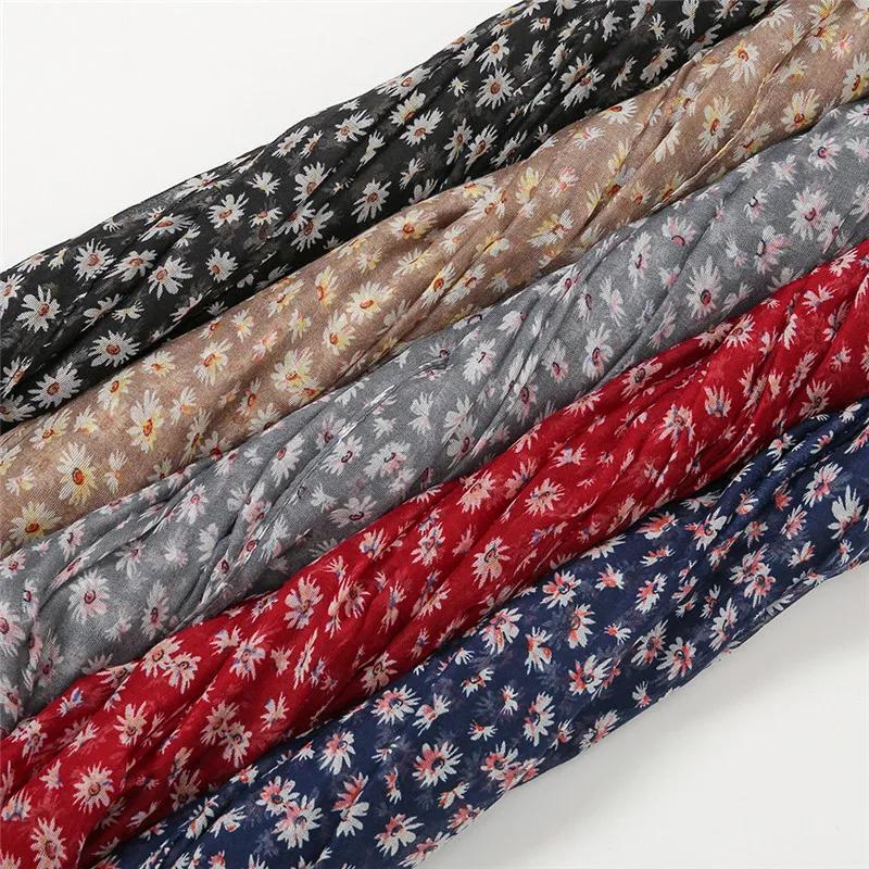 

2022 Fashion Women Brand Viscose Scarf Polka Chrysanthemum Floral Voile Hijab Shawls and Wraps Echarpe Foulards Femme 180*80Cm