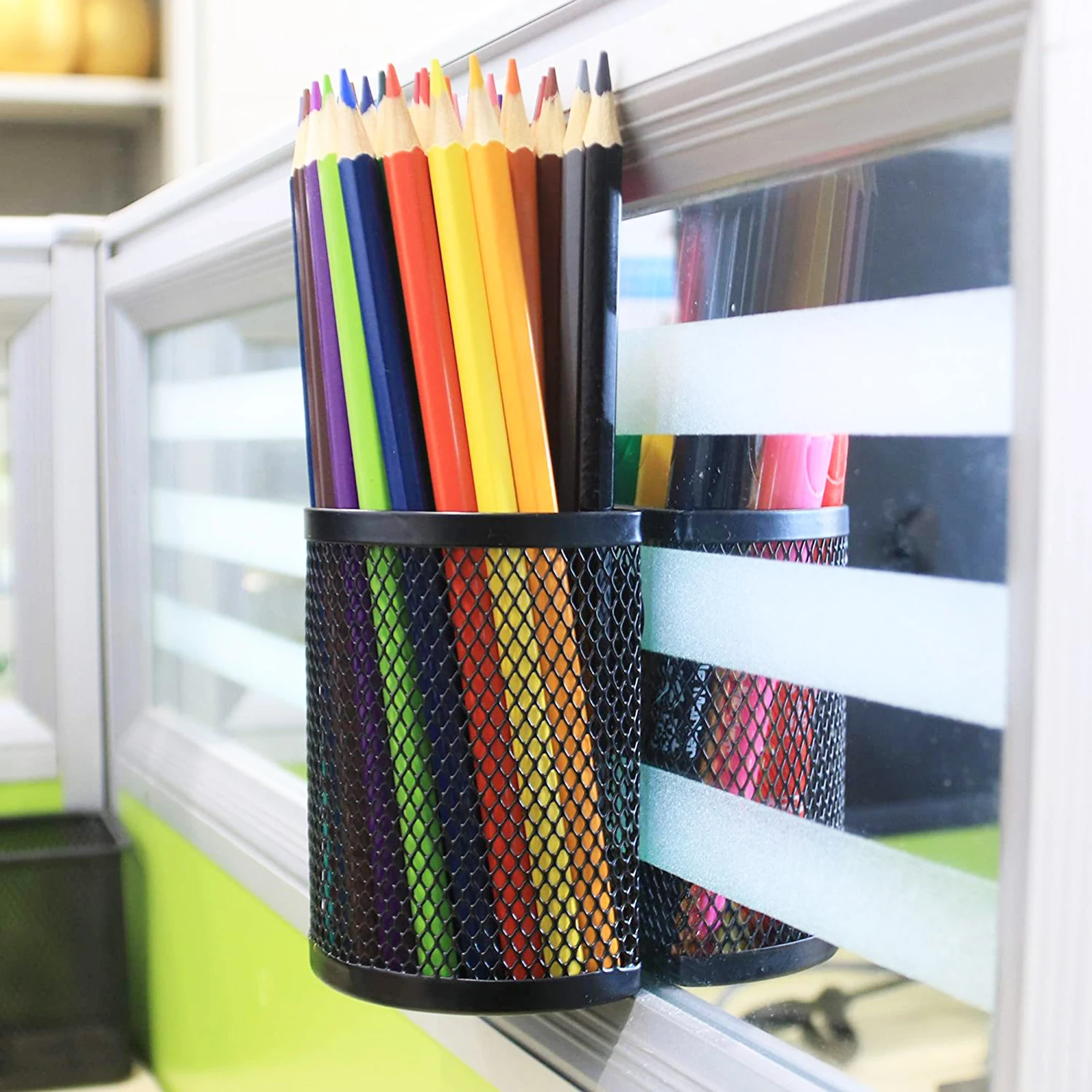 

Magnetic Pencil Cup Baskets Useful Black Mesh Metal Organizer for Home Office Stationery Accessories NIN668