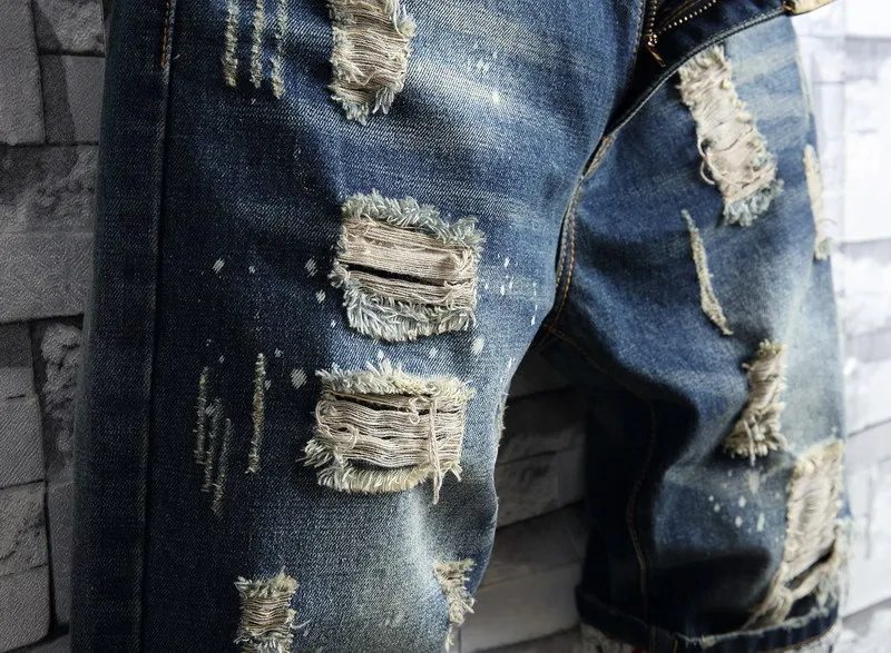 2023 New Casual Fashion Men's Ripped Slim Denim Shorts Retro Trend Korean Version of Five Points Pants Pants Men's Wear Jeans