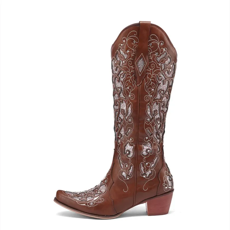 

ZIXIYUA ZA Women Winter Boots, 2022 Winter Fashion Retro Embroidered Rivet Cowboy Boots, Luxury Designer Shoes Big Size 43 Boats