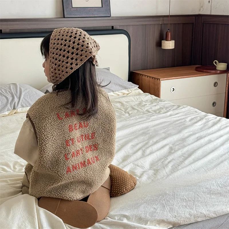 4597 Купите 2 шт. оптовая продажа детский жилет 2024 осенне-зимний корейский меховой с