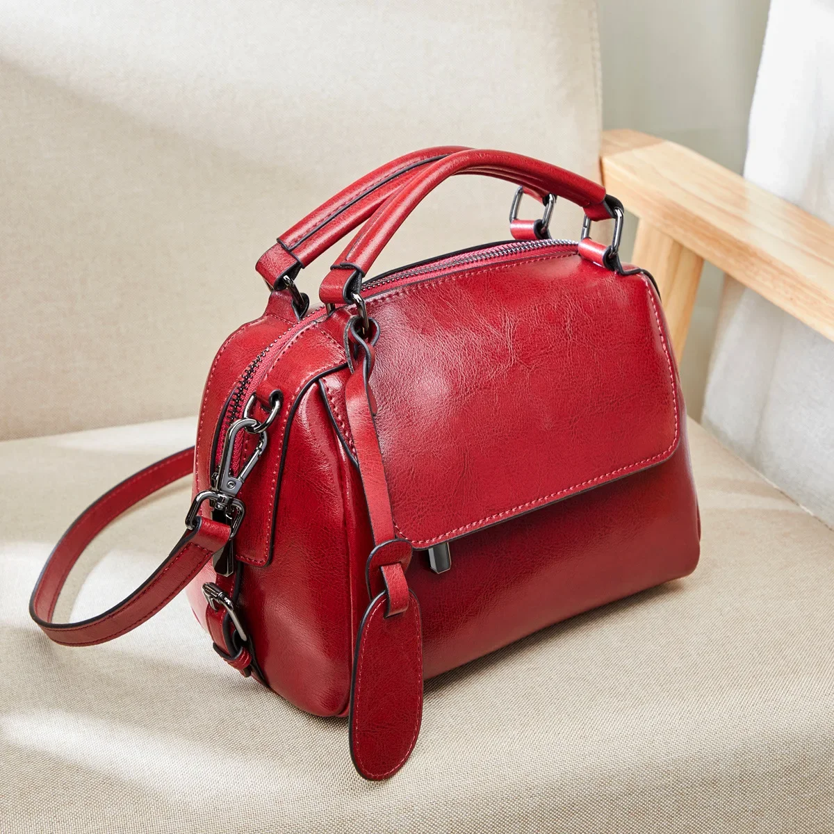 2024 новая модная женская кожаная сумка нишевая через плечо корейский стиль на