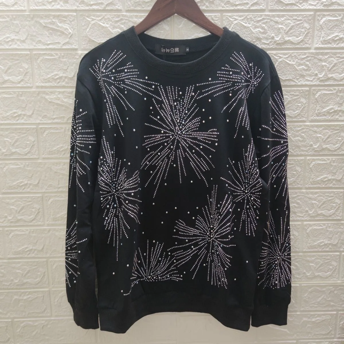 

Rhinestone Casual O-Neck Tee Shirt Homme Diamond Tassel Tshirt Men Short Sleeve Streetwear Men Top Quality pullover Sweatershirt