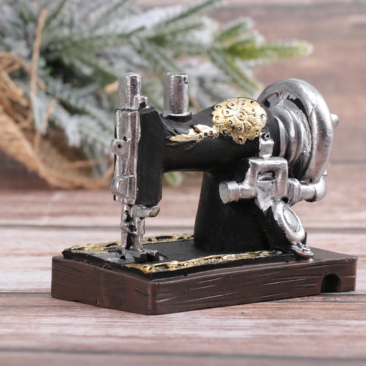 

Vintage Sewing Machine Model Mini Sewing Machine Craft Resin Desktop Display Ornament Photo Props for Cabinet Showcase