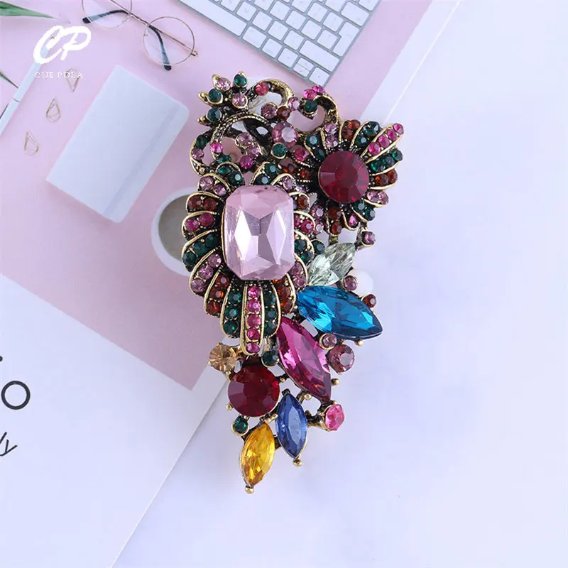 

Colored Rhinestone Exquisite High-grade Vintage Brooch Gold Color Alloy Brooch Brooch Women's Clothing Buckle Accessories