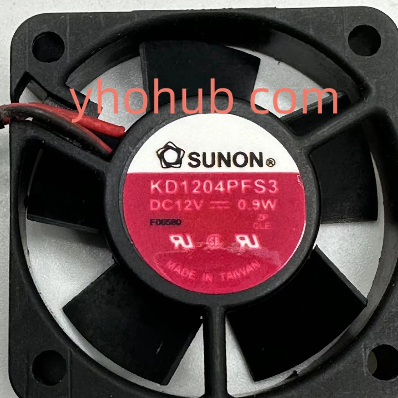 Вентилятор охлаждения сервера SUNON KD1204PFS3 ZP DC 12 В 0 9 Вт 40x40x10 мм |