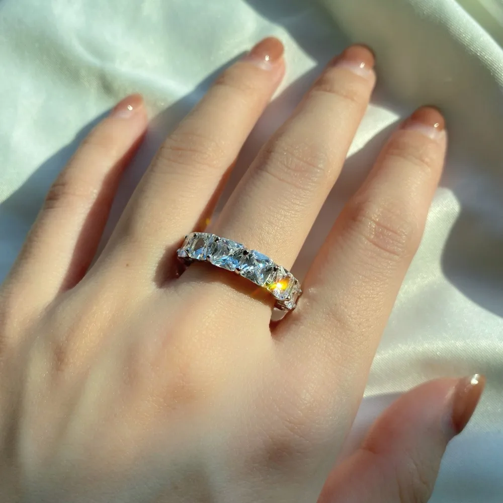 

S925 Silver Ring Women's Luxury Inlaid 5A Square Diamond Zircon Single Ring Ring Wholesale