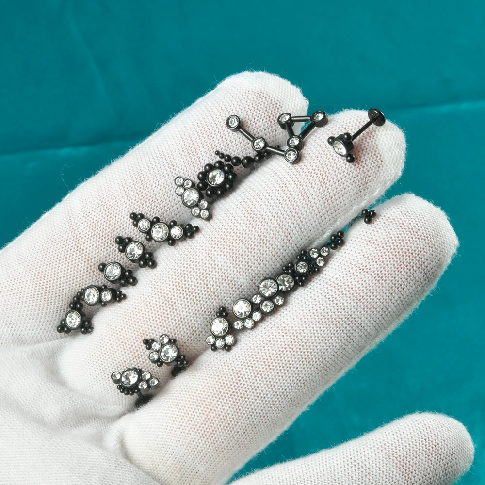 Кольцо для губ черное стальное с фианитом пуш-ап без резьбы Кристальный кластер