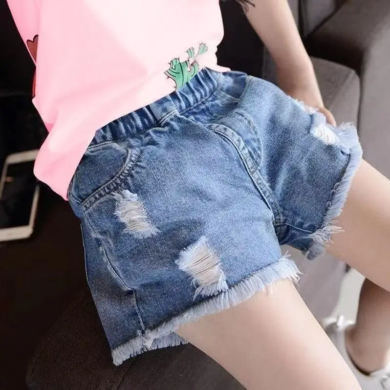 

Шорты для девочек, детская одежда, летняя Корейская версия, универсальные тонкие джинсовые милые шорты, модные игривые повседневные джинсовые милые джинсы