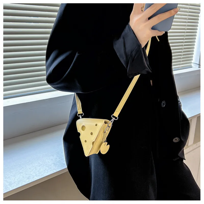 Stylish Purses Novelty Cheese Pattern Crossbody Bag Women Creatively Holes Design Shoulder Bag 2023 Trend Personality Handbags