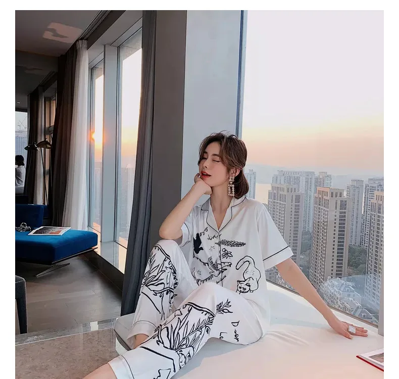 Women's Pajamas Set Luxury Style Fashion Natural Animal Graffiti Sleepwear Silk Like Leisure Home Clothes Nightwear