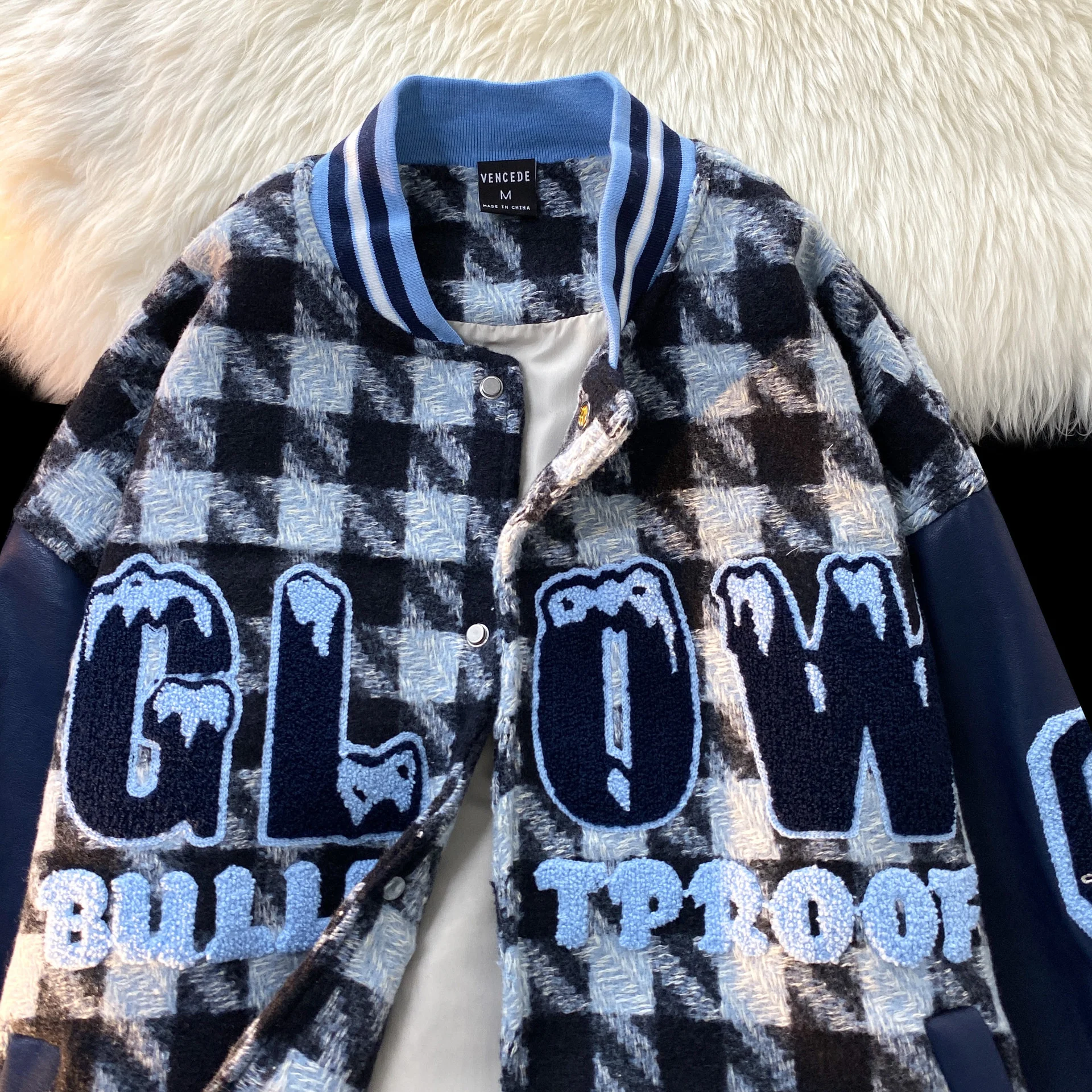 

Harajuku Varsity Jacket Men Patchwork Letter Plaid Embroidery Baseball Coats Casual Loose Vintage College Jackets Unisex 2023