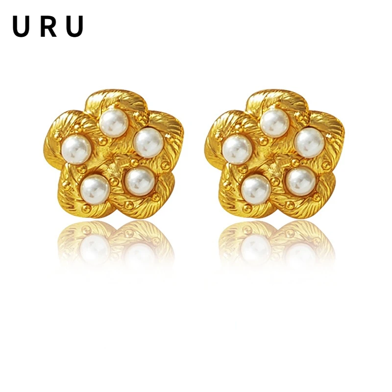 

Trendy Jewelry Simulated Pearl Earrings 925 Silver Needle Elegant Temperament High Quality Copper Stud Earrings For Women GIft