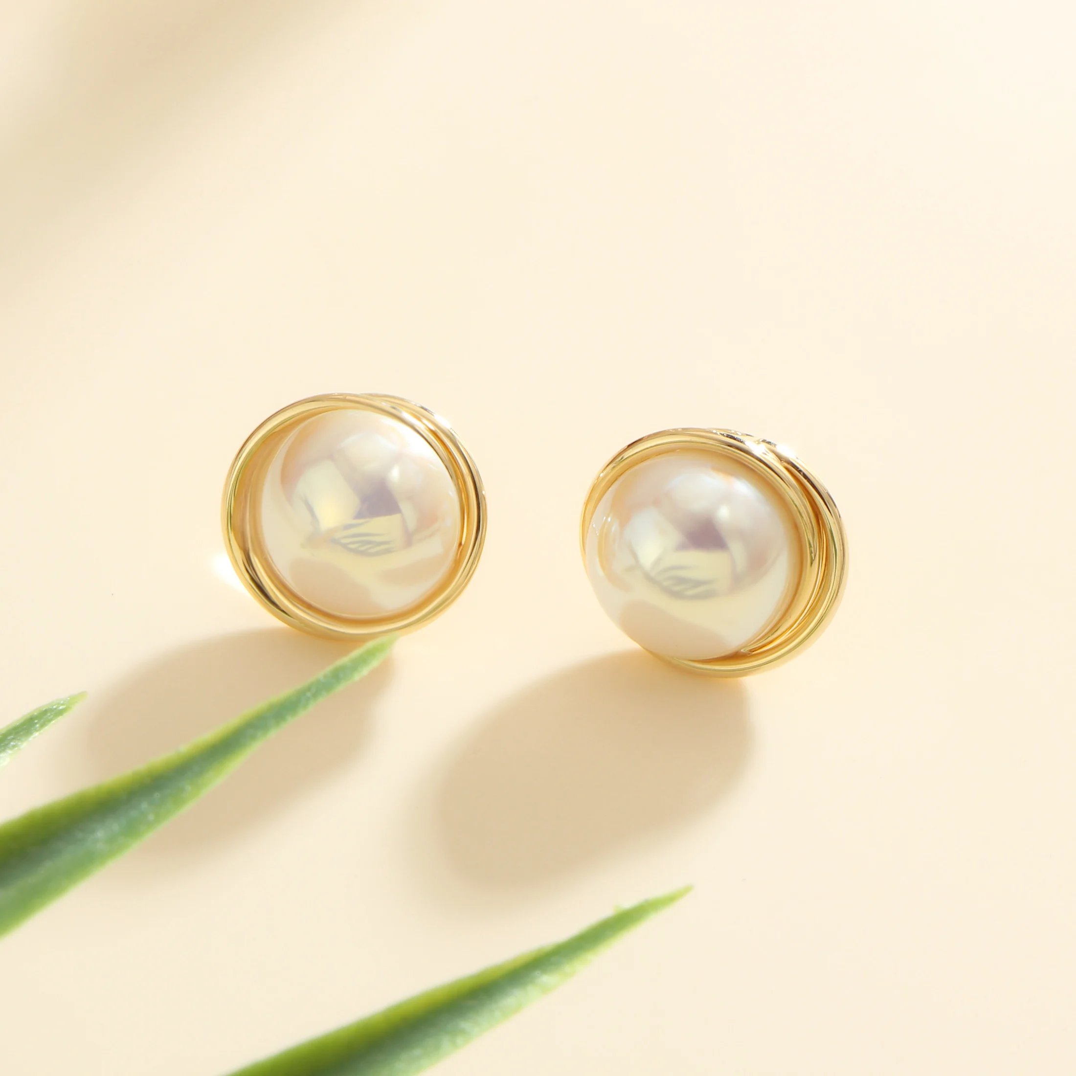 Модные Круглые Спиральные Серьги-гвоздики С Полукруглым Жемчугом