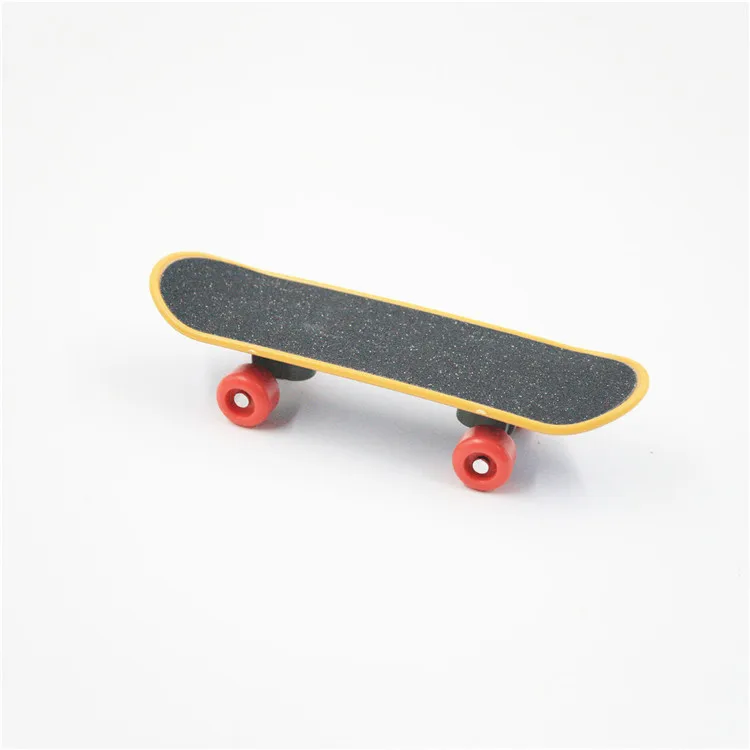 

Small and medium-sized parrot skateboard mini grinding skateboard ice skates underfoot puzzle parrot training toys