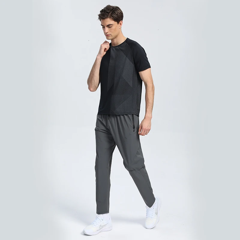 Fitness T-shirt Round Neck Breathable Quick Drying Training Outdoor Leisure Sports Running Short-sleeved Loose Top Gym Clothes