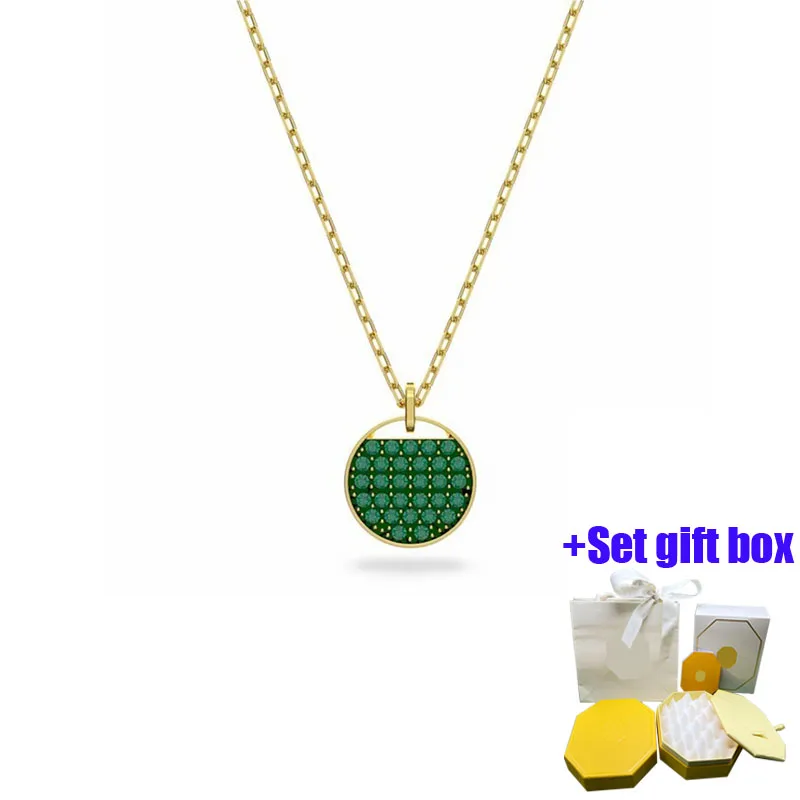 

Fashionable and charming green circular collarbone chain jewelry necklace suitable for beautiful women to wear, free shipping