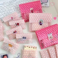 Пузырчатая плёнка с сердечками #3