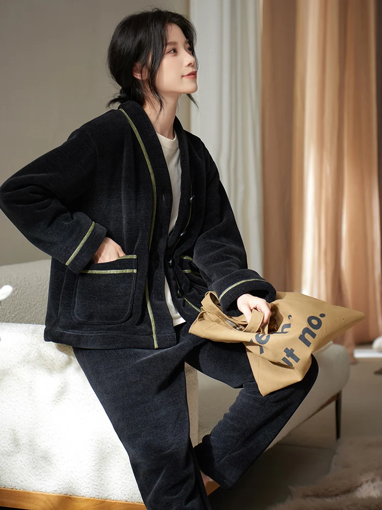 Пижамы женские зимние новые кардиганы с воротником-кимоно цельный бархатный