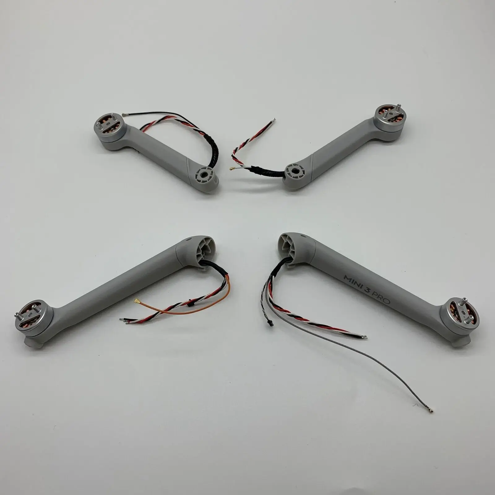 

1 шт. оригинальная разборка Дрон робот рычаг для DJI Mini 3 Pro Высокое качество Металл Прочный Дрон Замена аксессуары Запасная часть