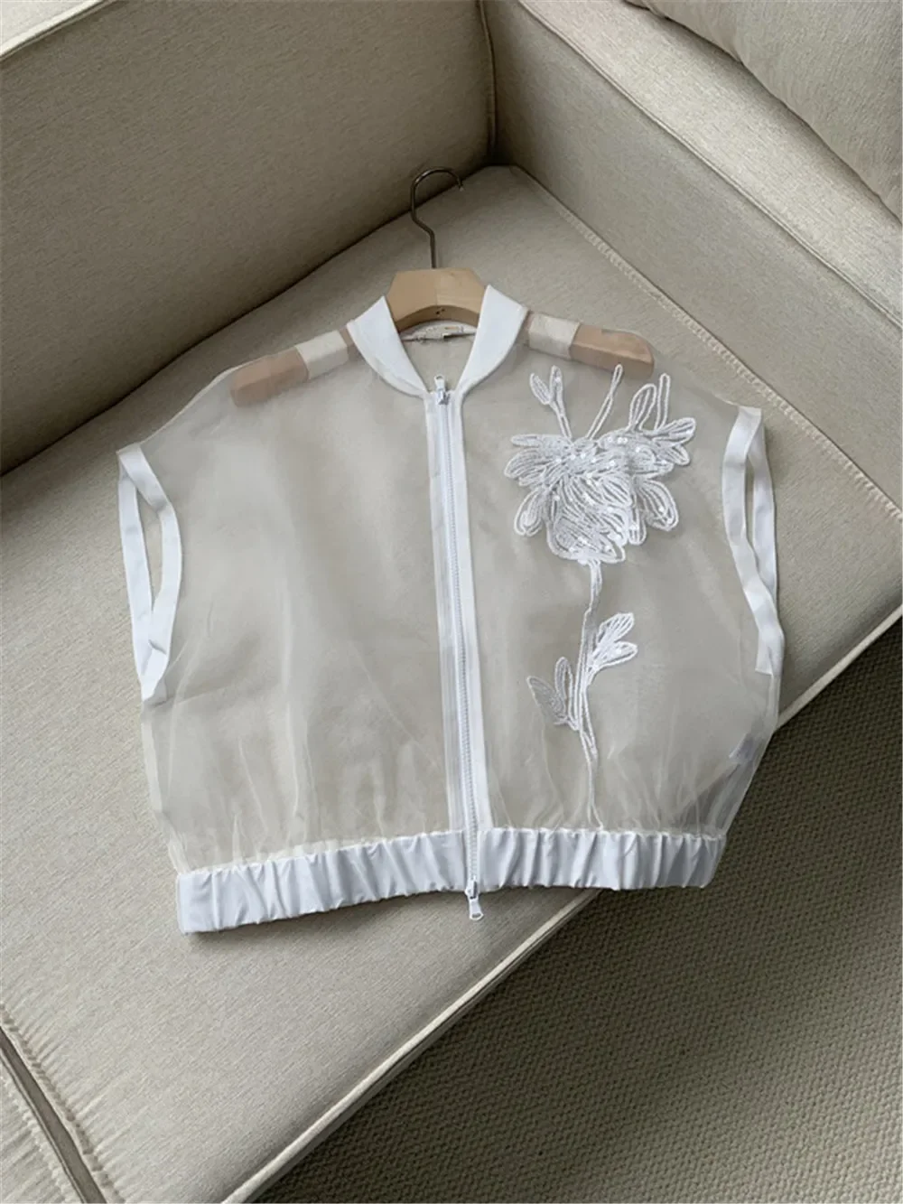 Летняя женская перспективная рубашка B * C с цветочной вышивкой и