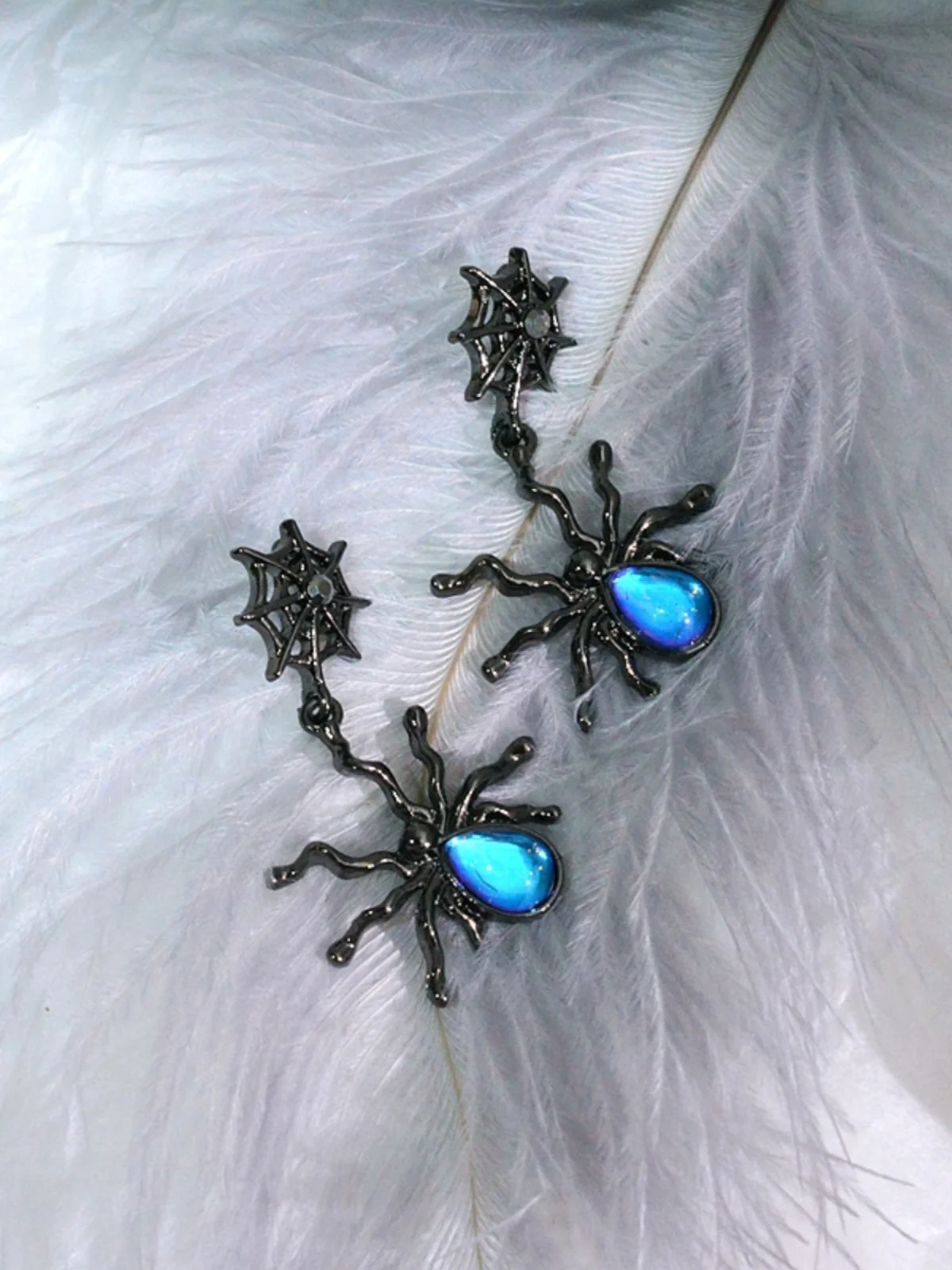 Новые европейские и американские милые крутые черные забавные серьги-гвоздики в