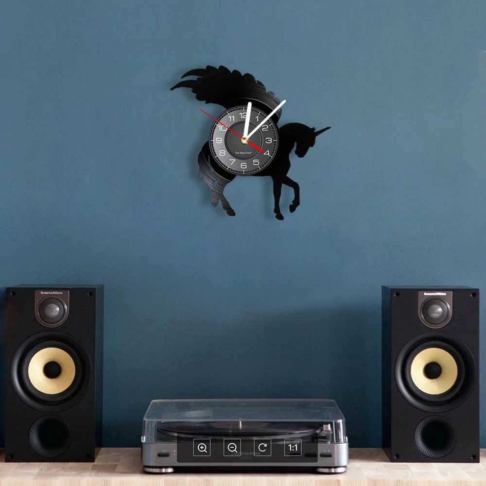 Блестящие настенные часы в виде единорога с крыльями виниловые для записи