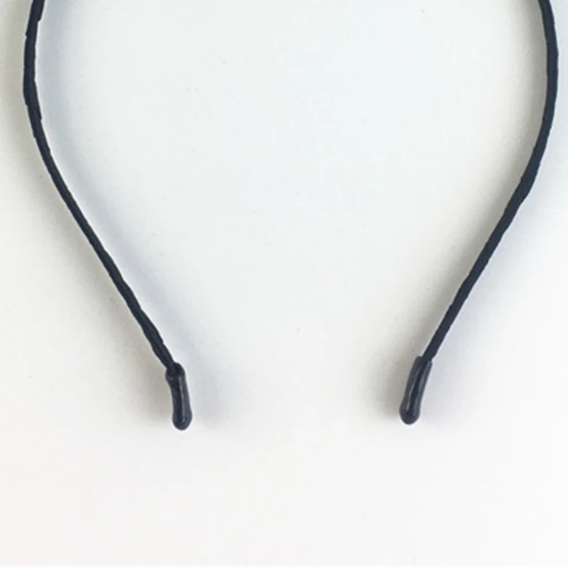 Головной убор в винтажном стиле