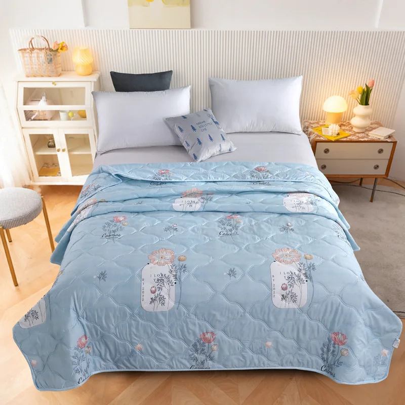 

Quilts Ins Style Skin-friendly Comforter Soft Air Conditioner Summer Cool Thin Quilt Office Bedroom Simple Sofa Nap Blankets