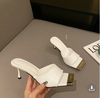 

2021 Brand Design Women slippers Elegant Square Toe Thin High Heels 9CM Slippers Summer Outdoor Beach Slides Shoes