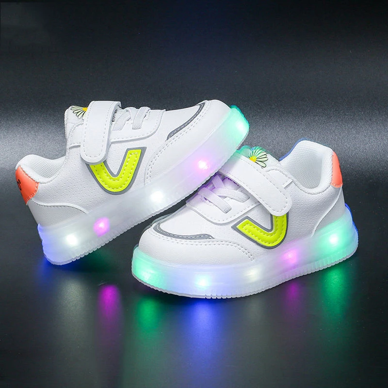 Детские дышащие износостойкие светящиеся туфли размеры 21-30 Нескользящие