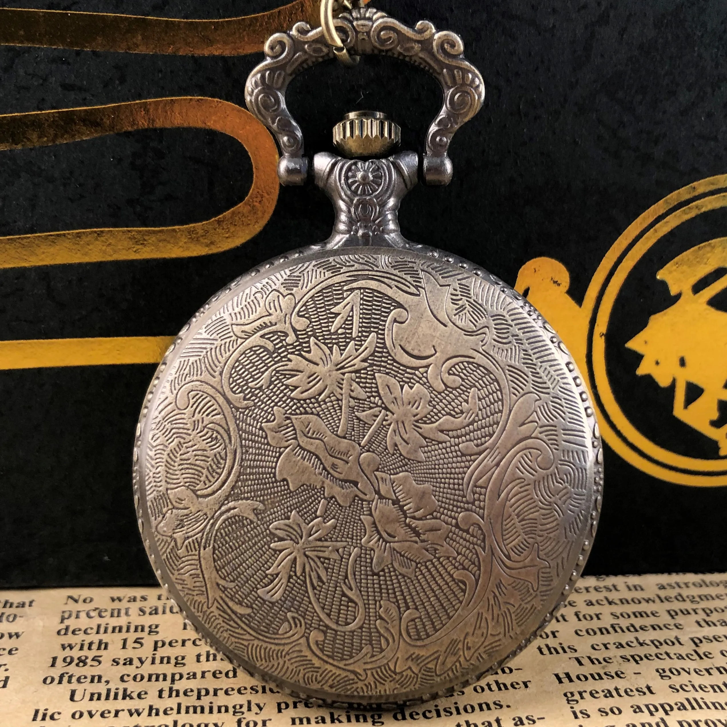 Рисунок 5 - Классические бронзовые кварцевые