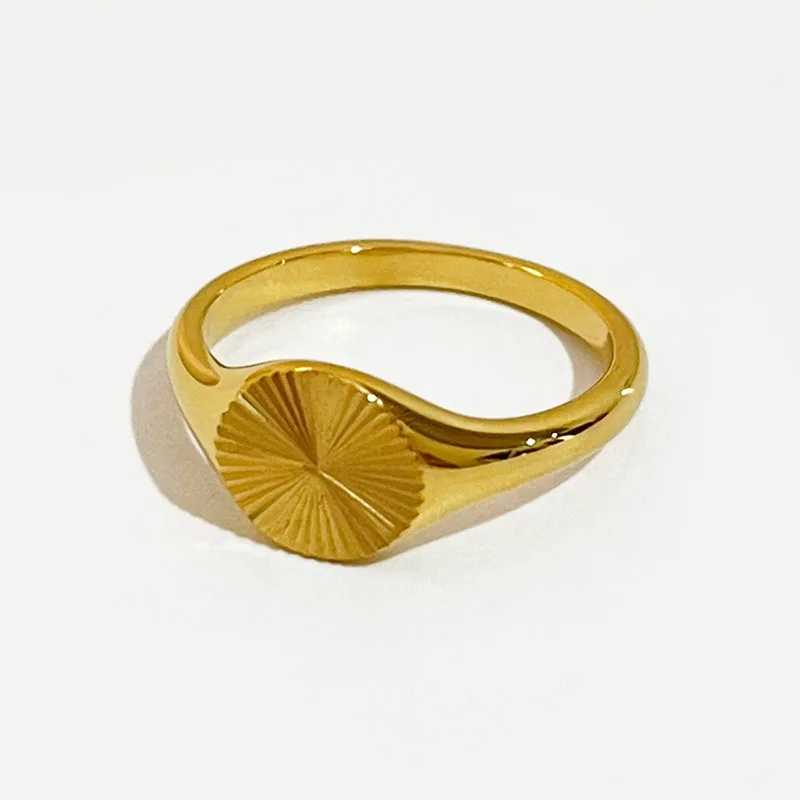 

Peri'sbox Statement Stainless Steel Round Textured Finger Ring Sunshine Signet Rings for Women Fashion joyería acero inoxidable