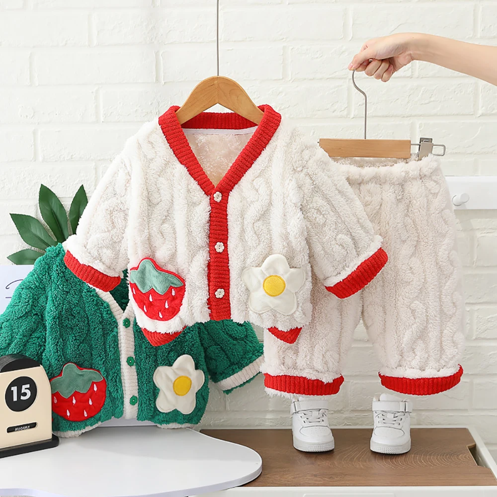 

2 Piece Toddler strawberry Girls Winter Fleece Pajama Set Warm Fleece Sleepwear Set Tops+Pants Outfits velvet Sleepwear