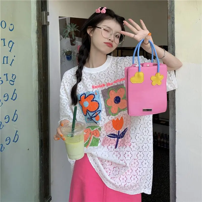 

Женская футболка с круглым вырезом, повседневная Универсальная футболка с коротким рукавом и цветочным принтом, модель D195 в Корейском стиле на лето, 2023