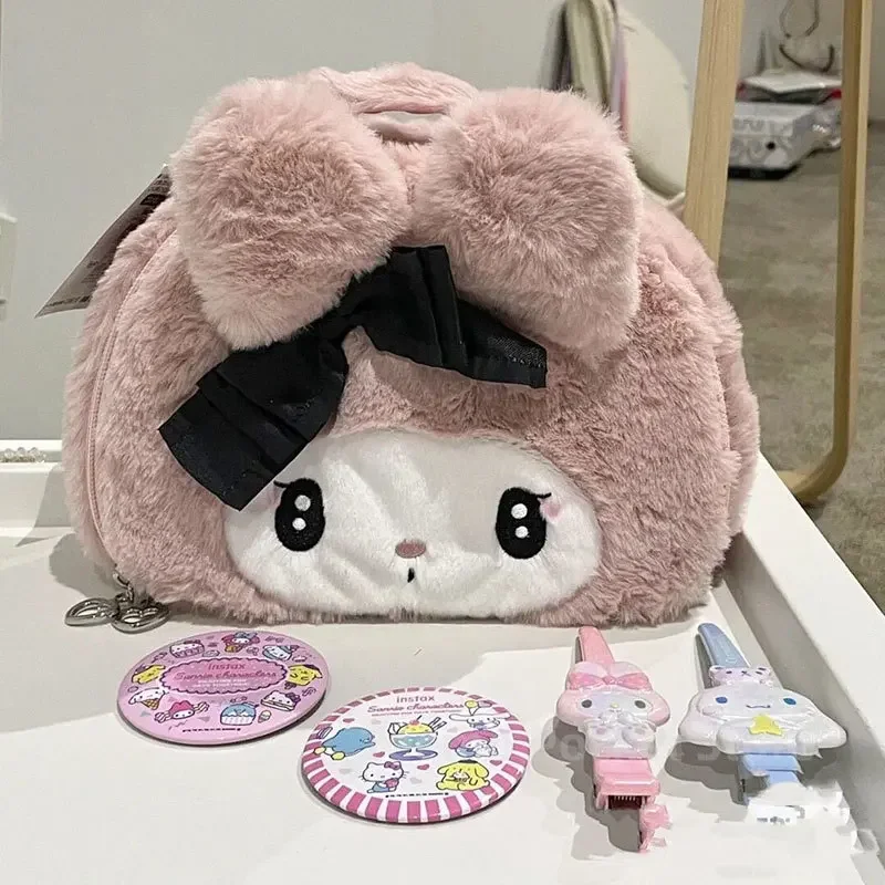 Плюшевая косметичка My Melody Kuromi для макияжа Kawaii Anime Sanrio с героями мультфильмов