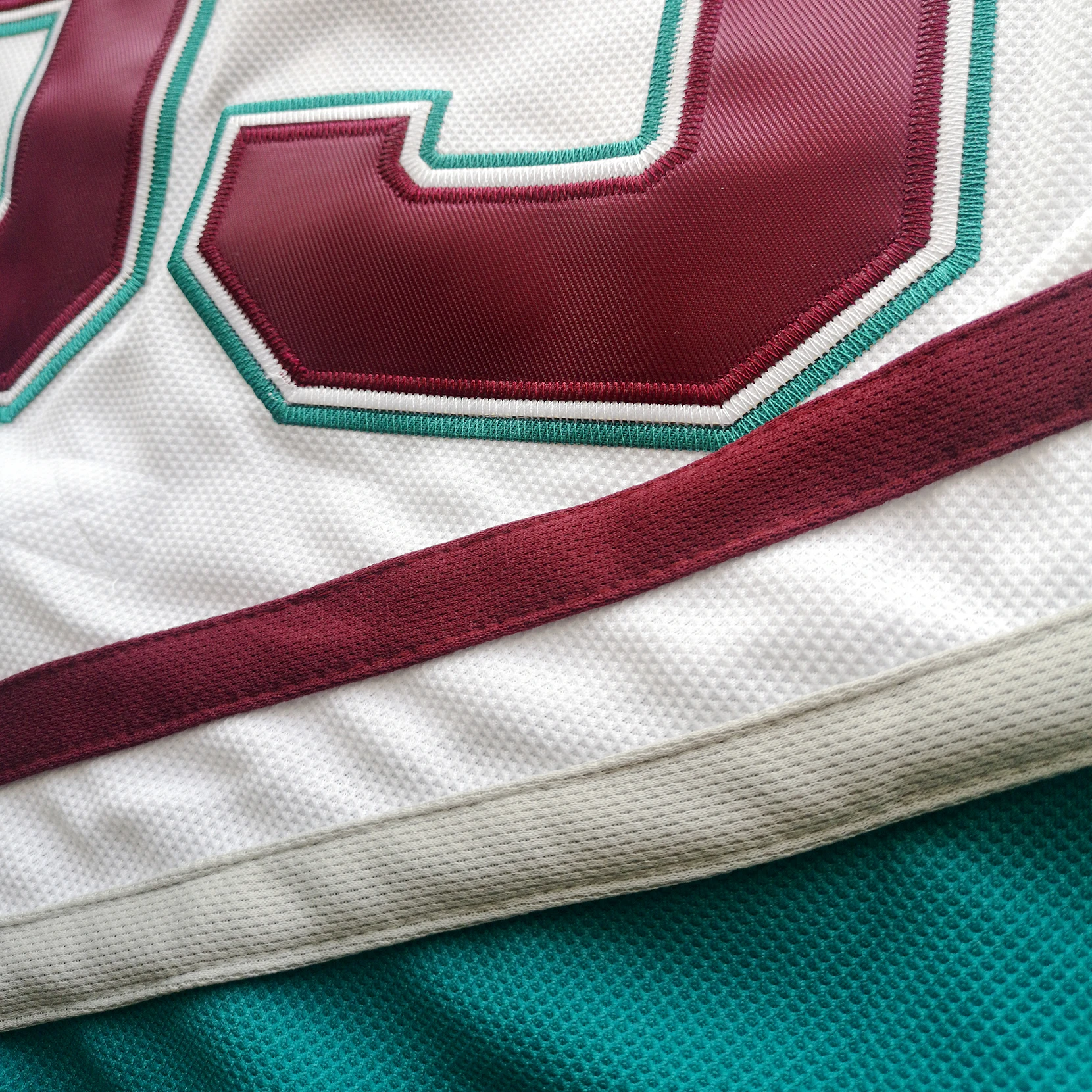 Charlie Conway Jersey 96 Mighty Ducks Jersey 99 Adam Banks Jersey Movie Ice Hockey Sport Sweater Stitched Letters Numbers S-XXXL