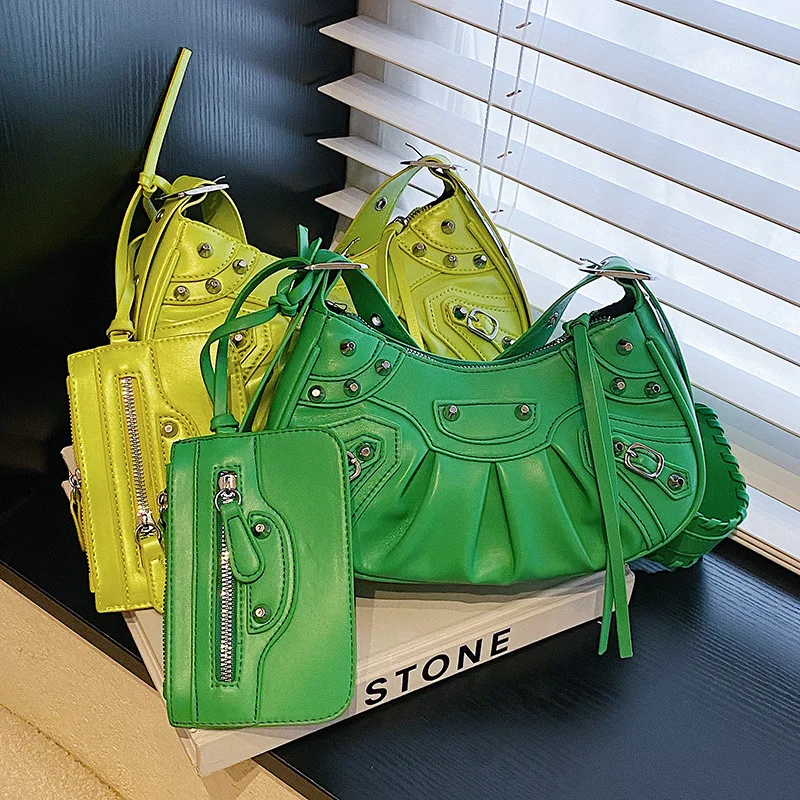 

2022 new products women's bag Rivets Design shoulder bag PU Leather bolso mujer Crossbody Bag Vintage locomotive Handbags