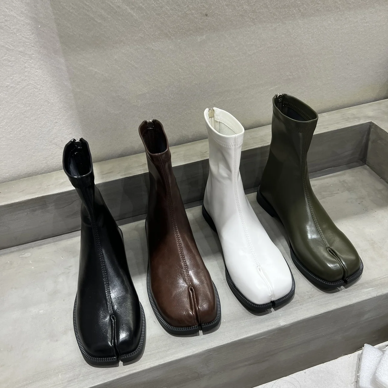 

Женские ботильоны с клипсой на застежке-молнии, черные, коричневые, белые, бежевые вечерние туфли-лодочки на плоской подошве, 2023