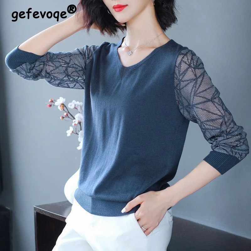 Женский трикотажный свитер с V-образным вырезом и длинным рукавом