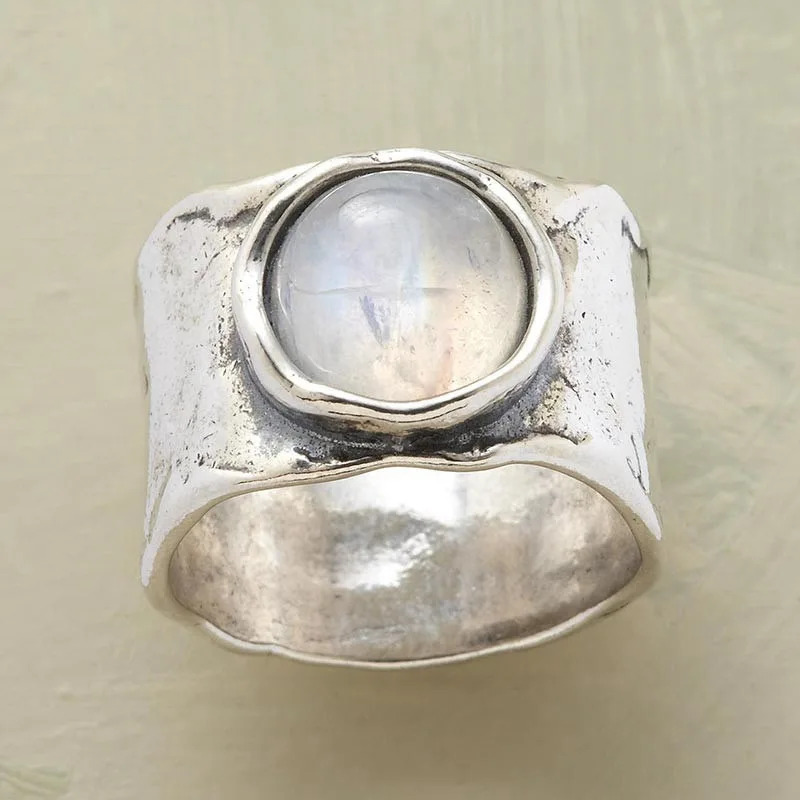 

Vintage Round Moonstone Rings White Gold Color Wedding Jewelry Gifts Large Ring